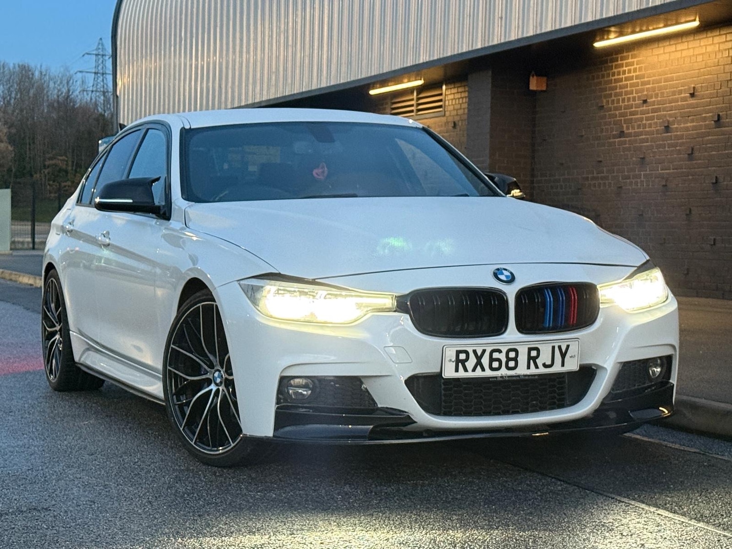 Used BMW 3 Series 2018 for sale - 76734777: Photo 3