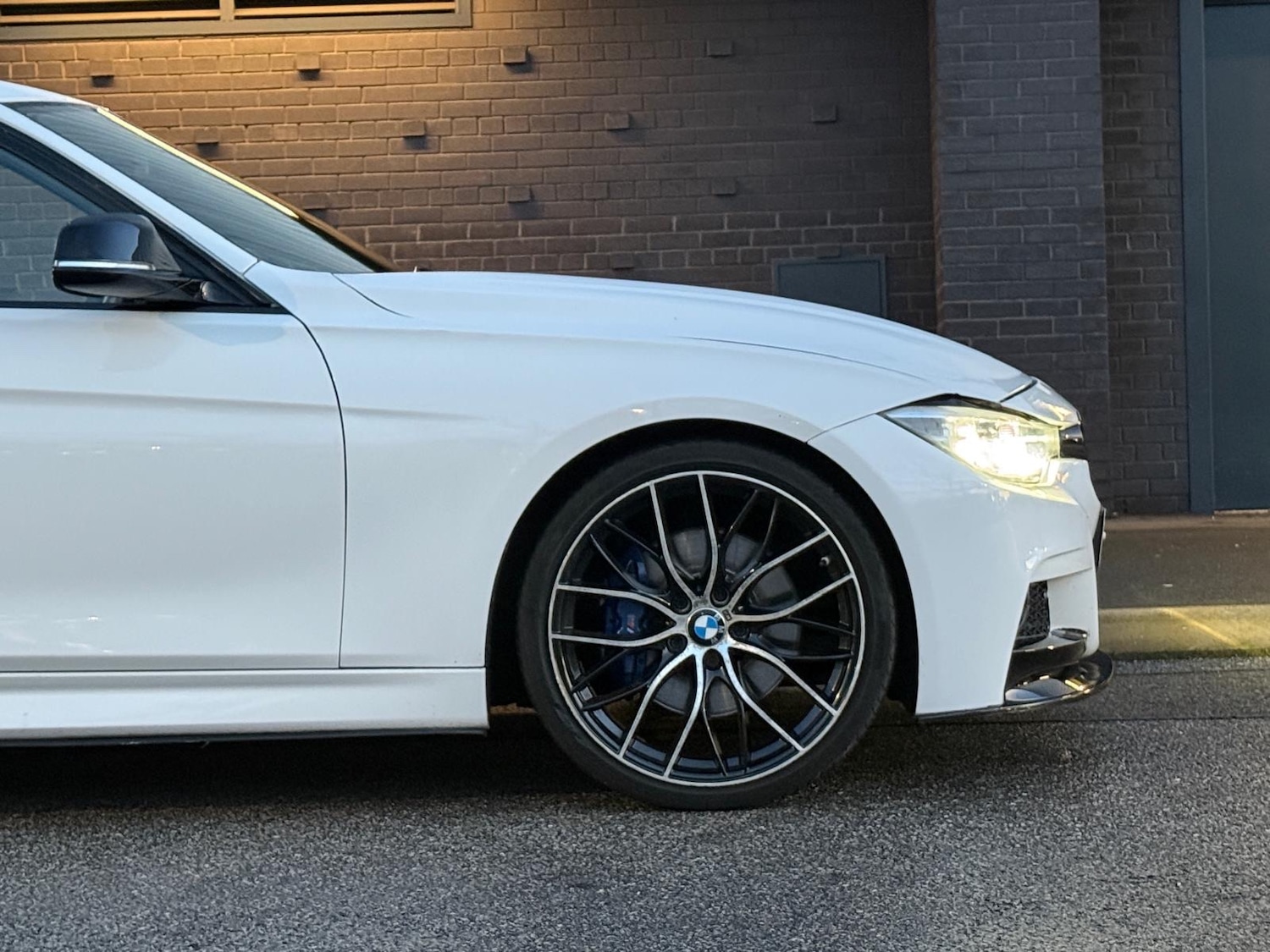 Used BMW 3 Series 2018 for sale - 76734777: Photo 30