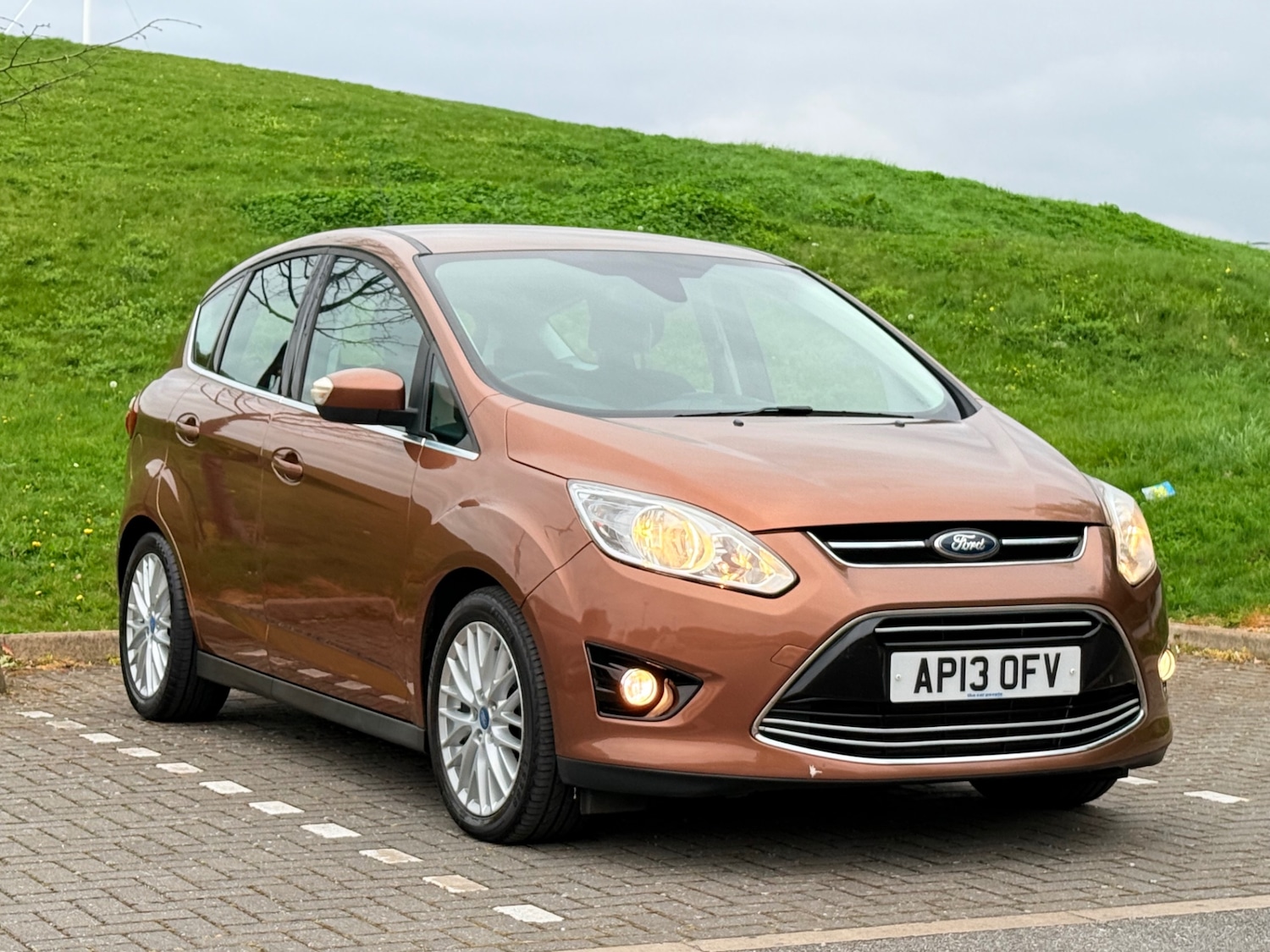 Used Ford C-Max 2013 for sale - 78092644: Photo 3