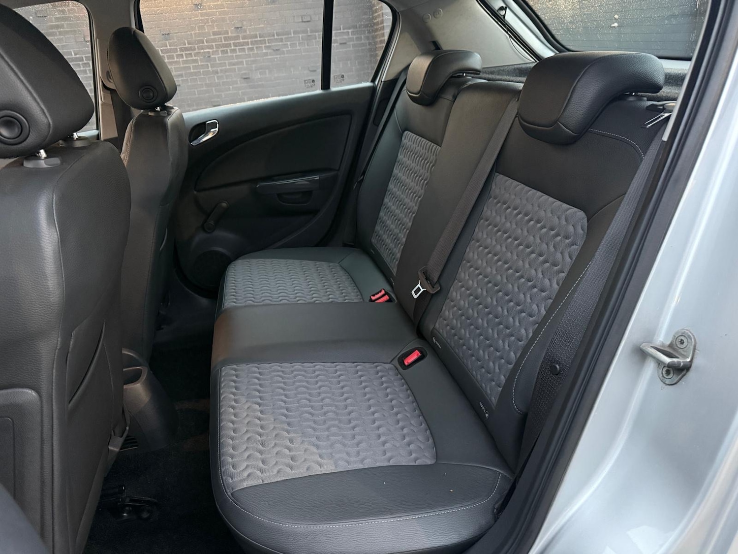 Used Vauxhall Corsa 2011 for sale - 76340838: Photo 20