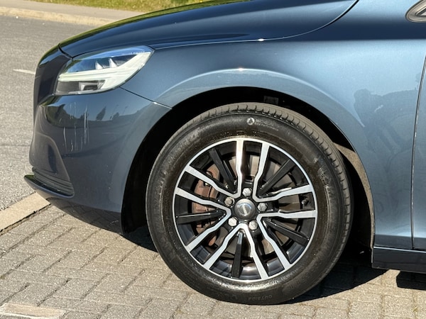 Used Volvo V40 2018 for sale - 74625412: Photo 24