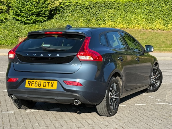 Used Volvo V40 2018 for sale - 74625412: Photo 32