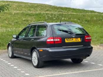 Used Volvo V40 2004 for sale - 74565996: Photo