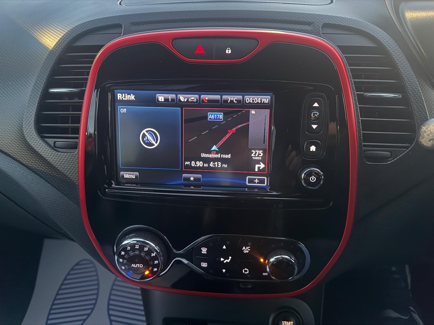 Used Renault Captur 2015 for sale - 76735033: Photo 13