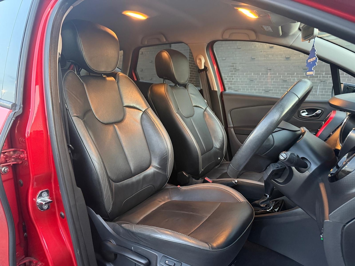 Used Renault Captur 2015 for sale - 76735033: Photo 15