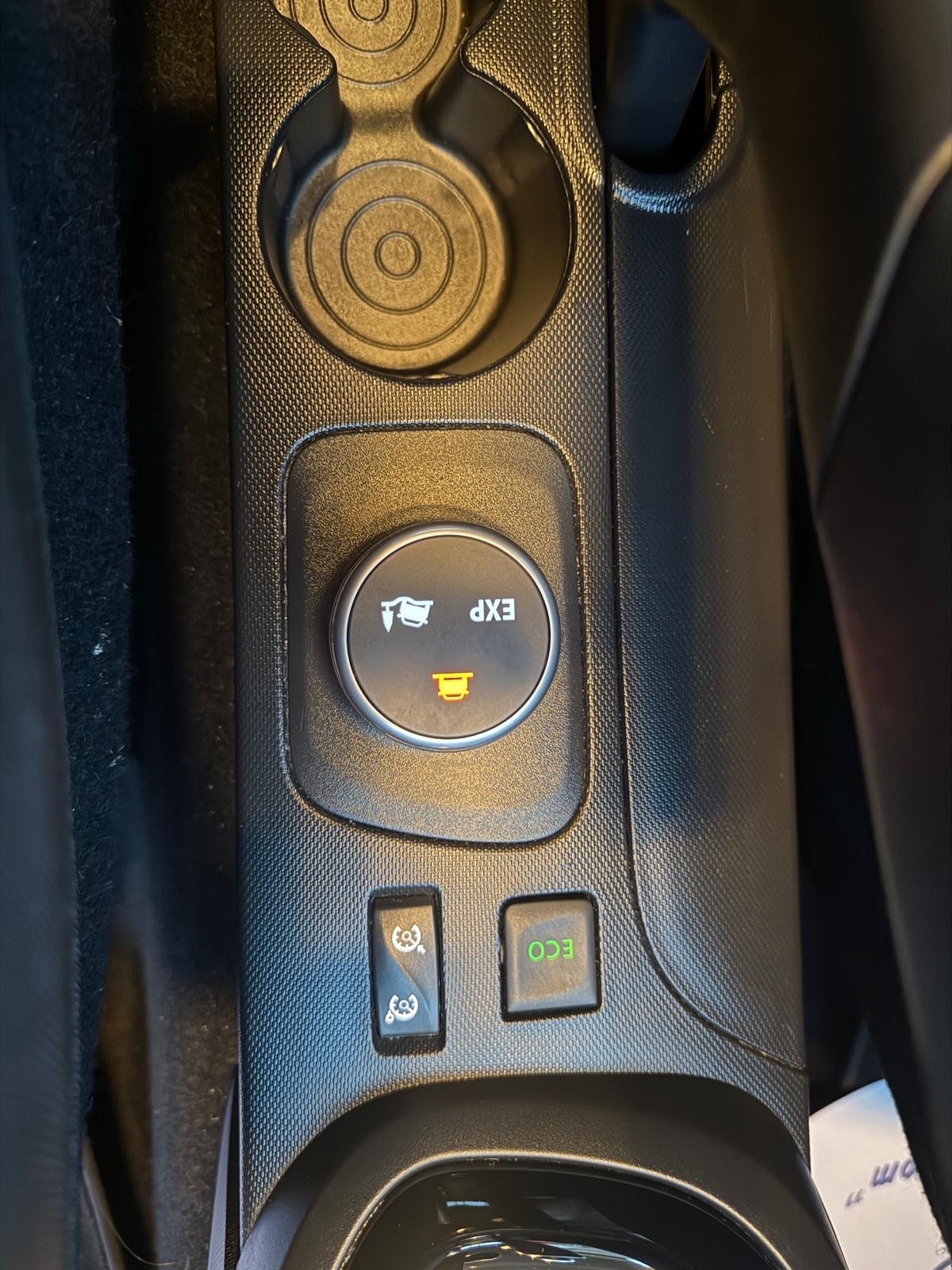 Used Renault Captur 2015 for sale - 76735033: Photo 22