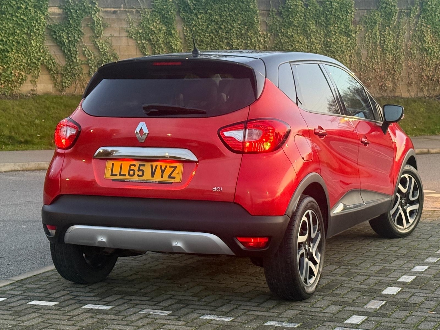Used Renault Captur 2015 for sale - 76735033: Photo 38