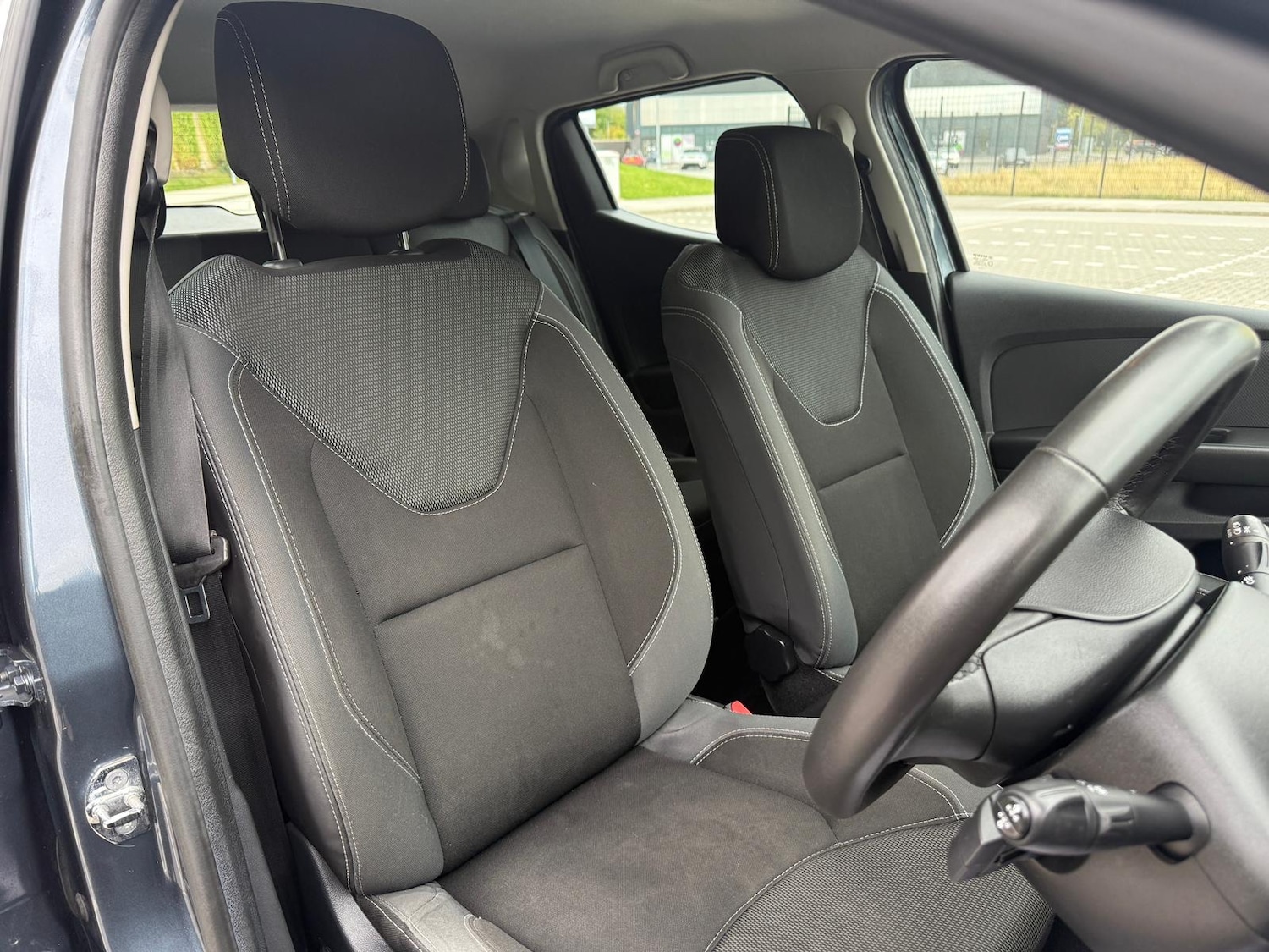 Used Renault Clio 2017 for sale - 76037960: Photo 12