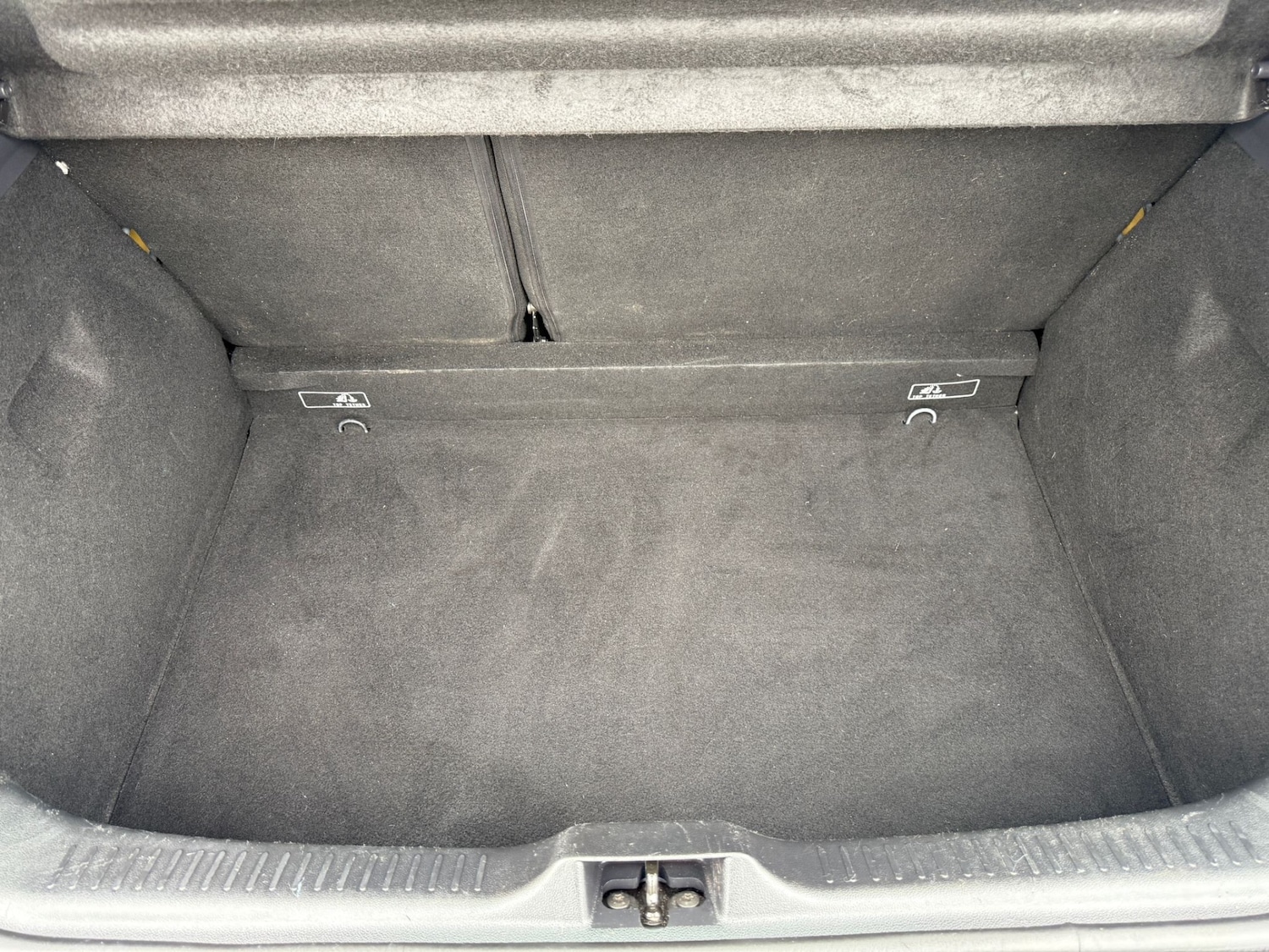 Used Renault Clio 2017 for sale - 76037960: Photo 16