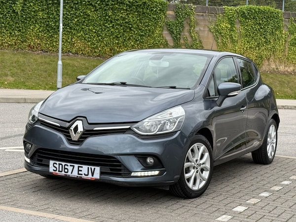 Used Renault Clio 2017 for sale - 76037960: Photo 1