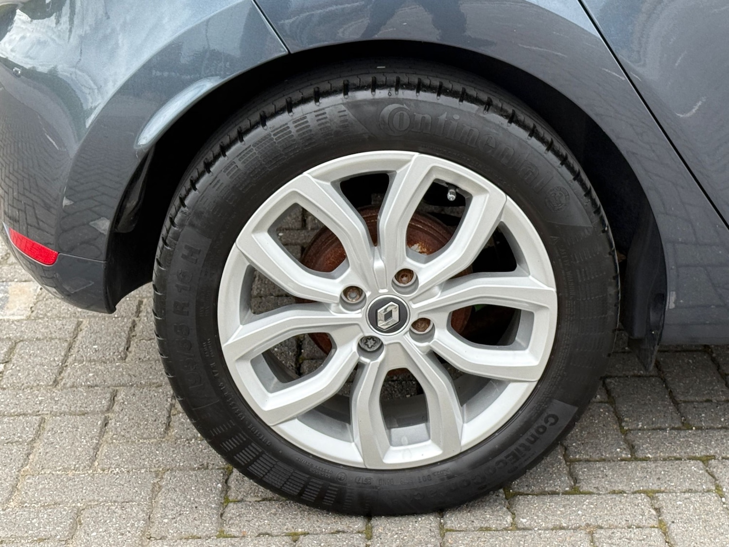 Used Renault Clio 2017 for sale - 76037960: Photo 26