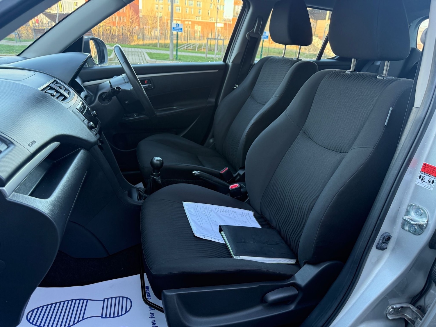 Used Suzuki Swift 2012 for sale - 76968644: Photo 15