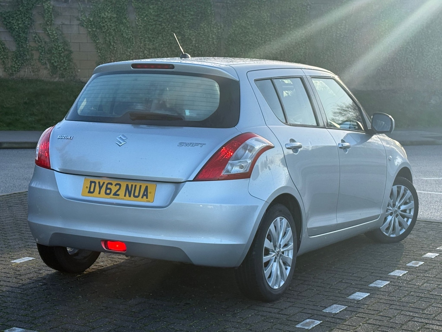 Used Suzuki Swift 2012 for sale - 76968644: Photo 27
