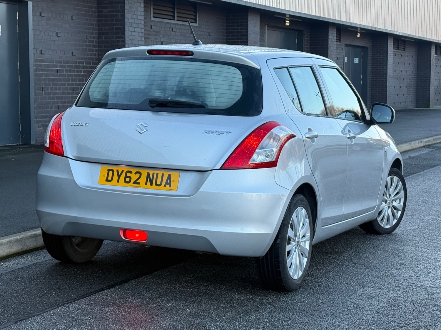 Used Suzuki Swift 2012 for sale - 76968644: Photo 33