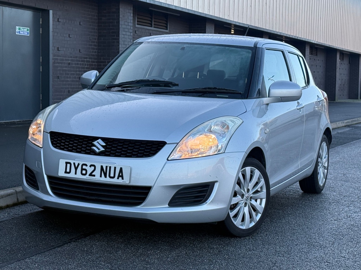 Used Suzuki Swift 2012 for sale - 76968644: Photo 34