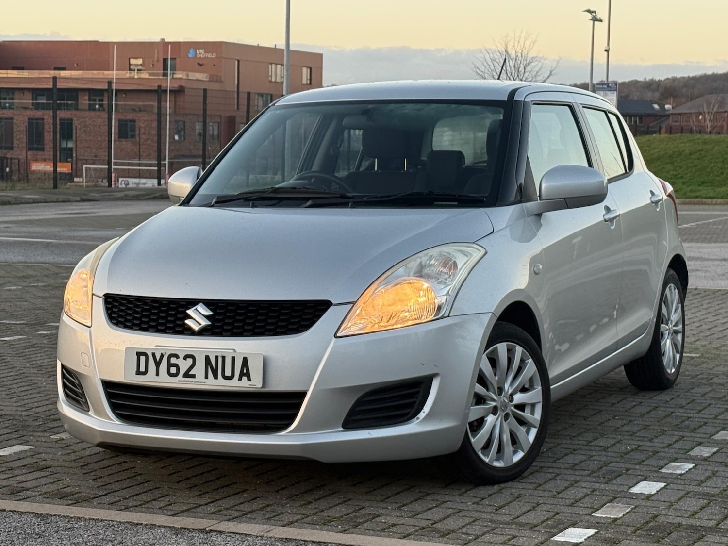 Used Suzuki Swift 2012 for sale - 76968644: Photo 6