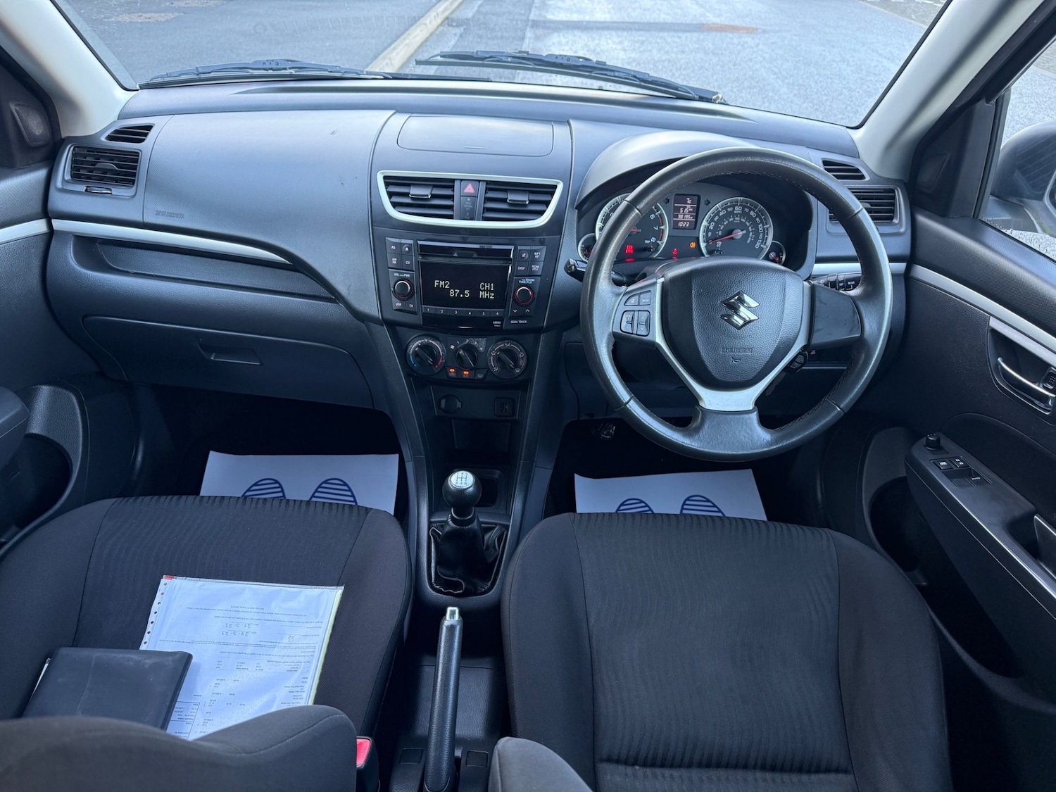 Used Suzuki Swift 2012 for sale - 76968644: Photo 9