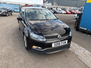 Used Volkswagen Polo 2016 for sale - 79625410: Photo