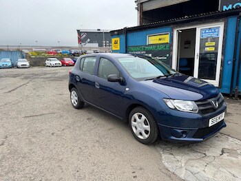 Used Dacia Sandero 2016 for sale - 79473505: Photo