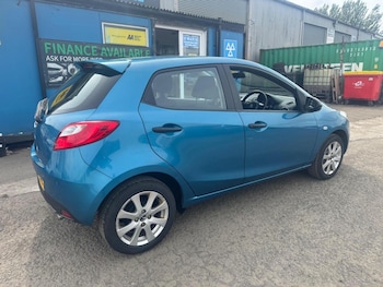Used Mazda Mazda2 2014 for sale - 78961707: Photo
