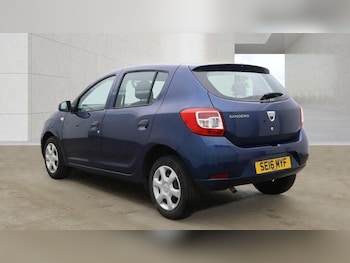 Used Dacia Sandero 2016 for sale - 79168038: Photo