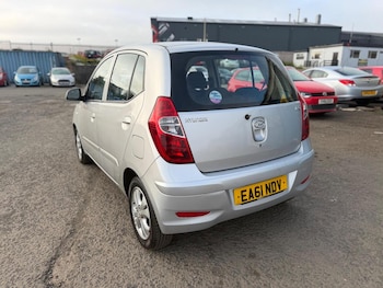 Used Hyundai i10 2011 for sale - 79168048: Photo