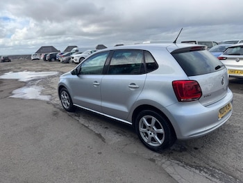 Used Volkswagen Polo 2010 for sale - 79017327: Photo