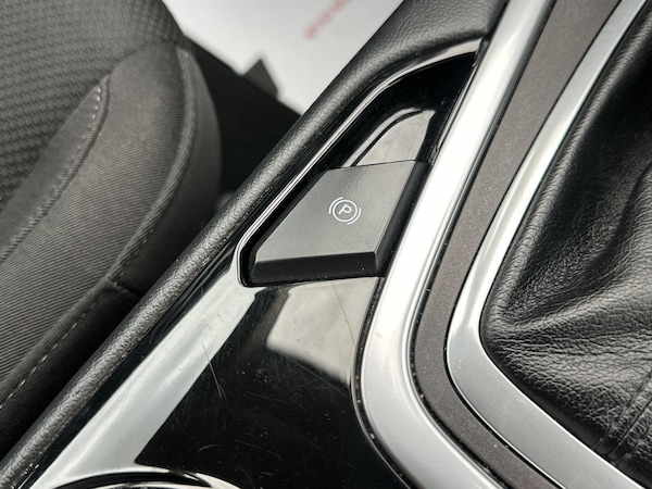Used Ford S-Max 2015 for sale - 76296133: Photo 19
