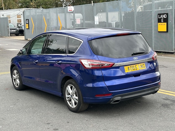 Used Ford S-Max 2015 for sale - 76296133: Photo 4