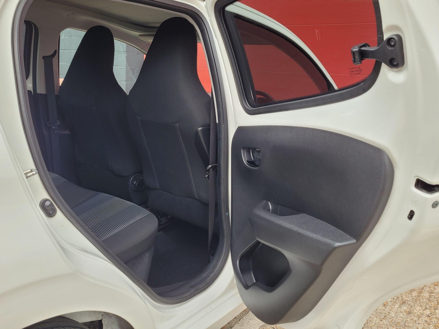 Used Peugeot 108 2015 for sale - 76831784: Photo 20