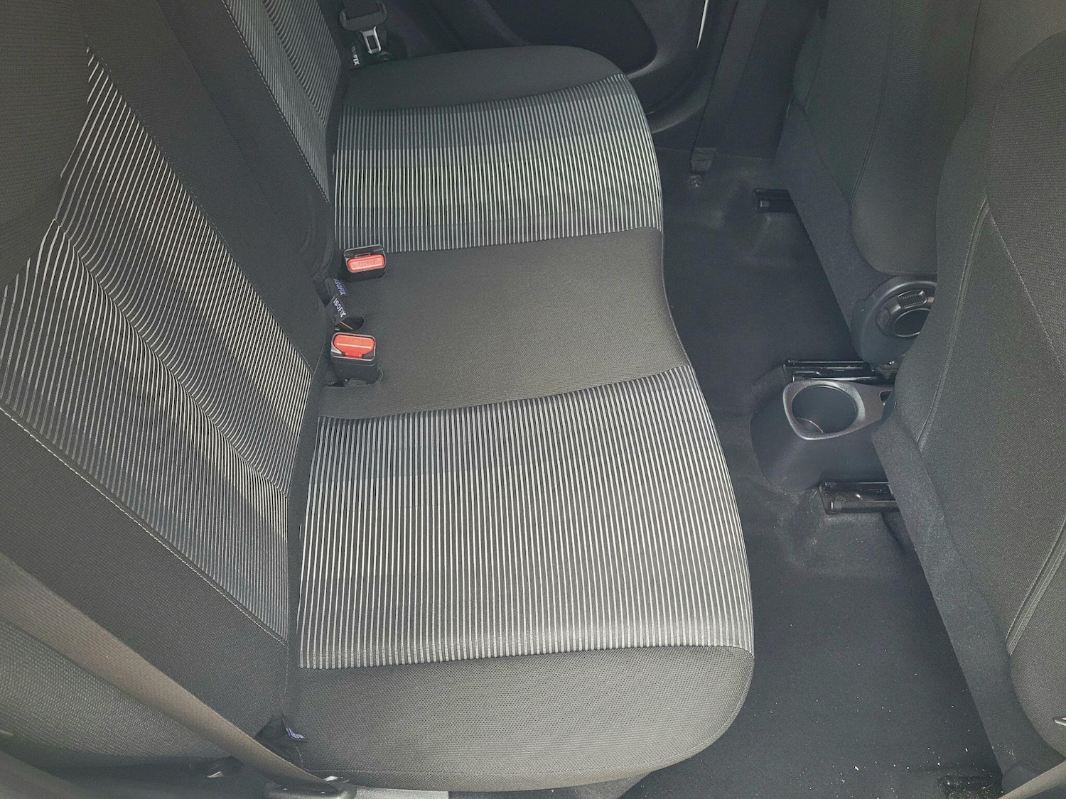 Used Peugeot 108 2015 for sale - 76831784: Photo 24