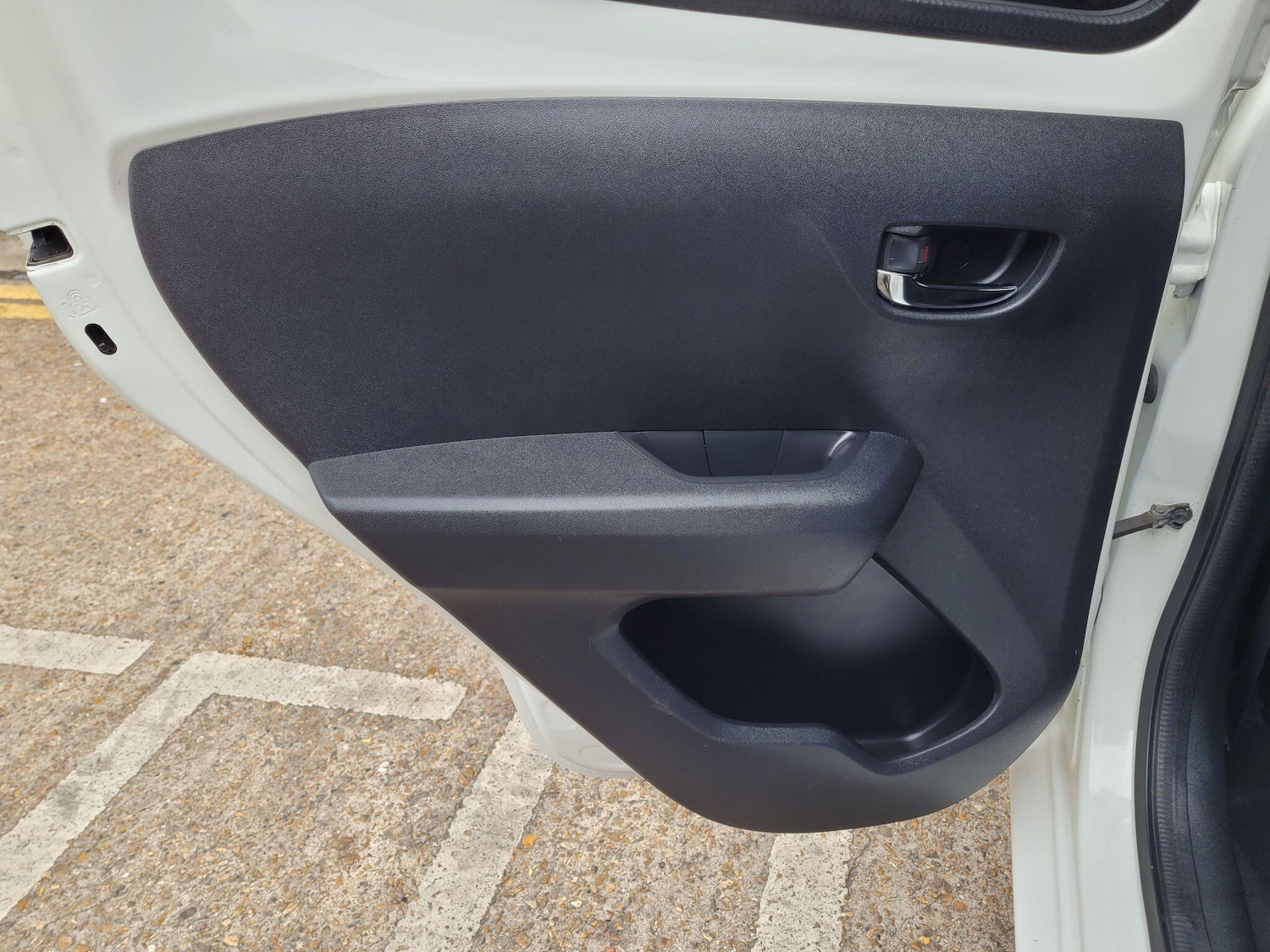 Used Peugeot 108 2015 for sale - 76831784: Photo 27