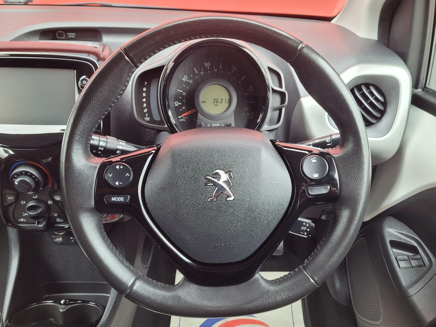 Used Peugeot 108 2015 for sale - 76831784: Photo 31