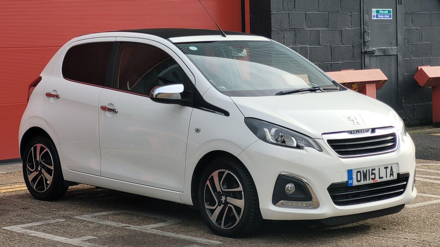 Used Peugeot 108 2015 for sale - 76831784: Photo 5