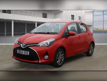 Used Toyota Yaris 2015 for sale - 77823864: Photo