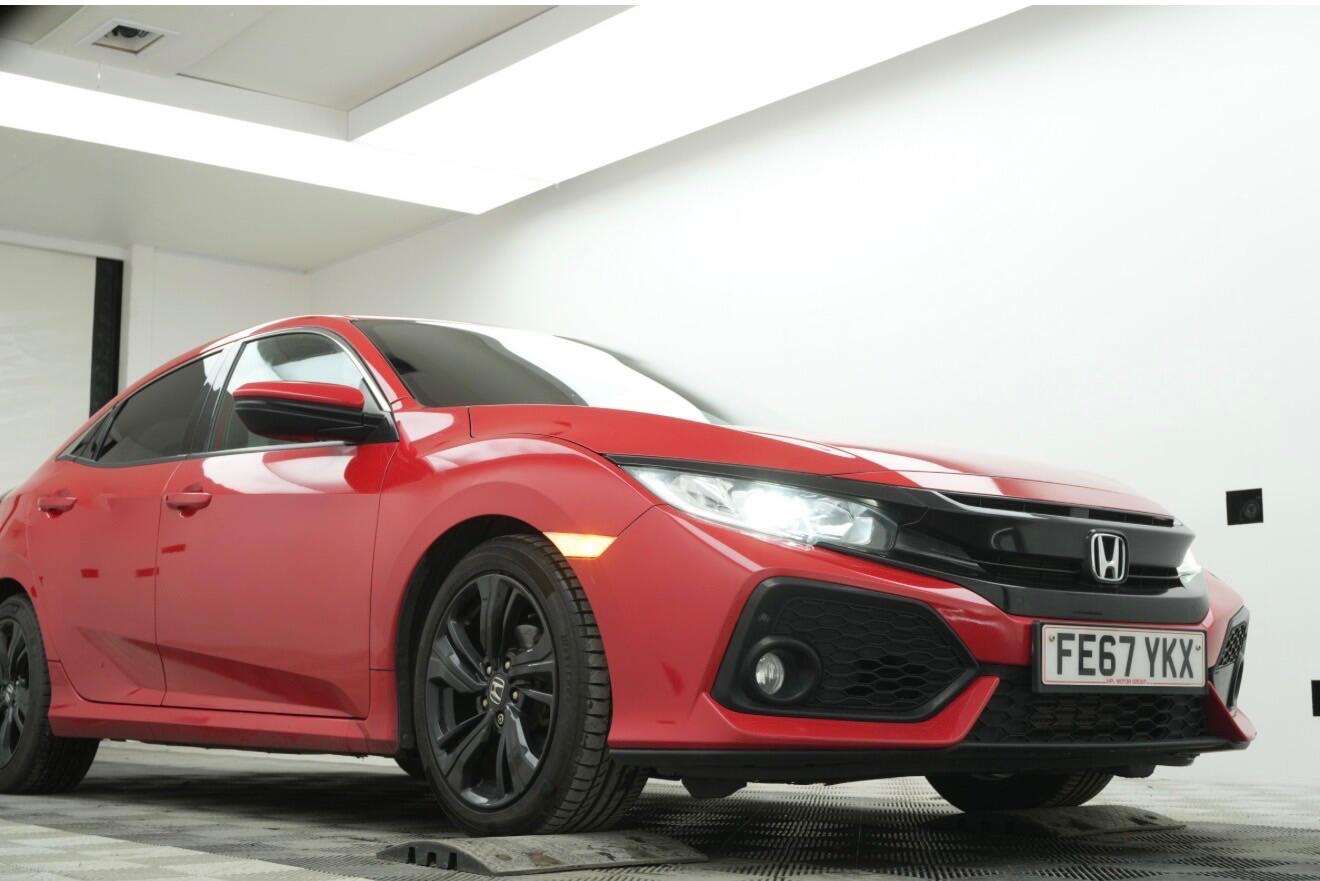 Used Honda Civic 2017 for sale - 77852987: Photo 17