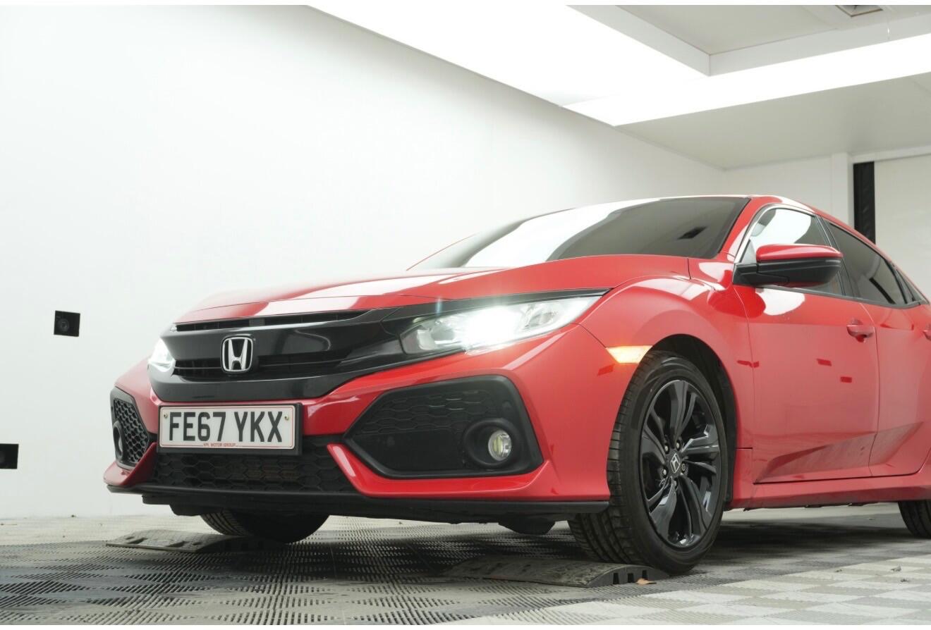 Used Honda Civic 2017 for sale - 77852987: Photo 18