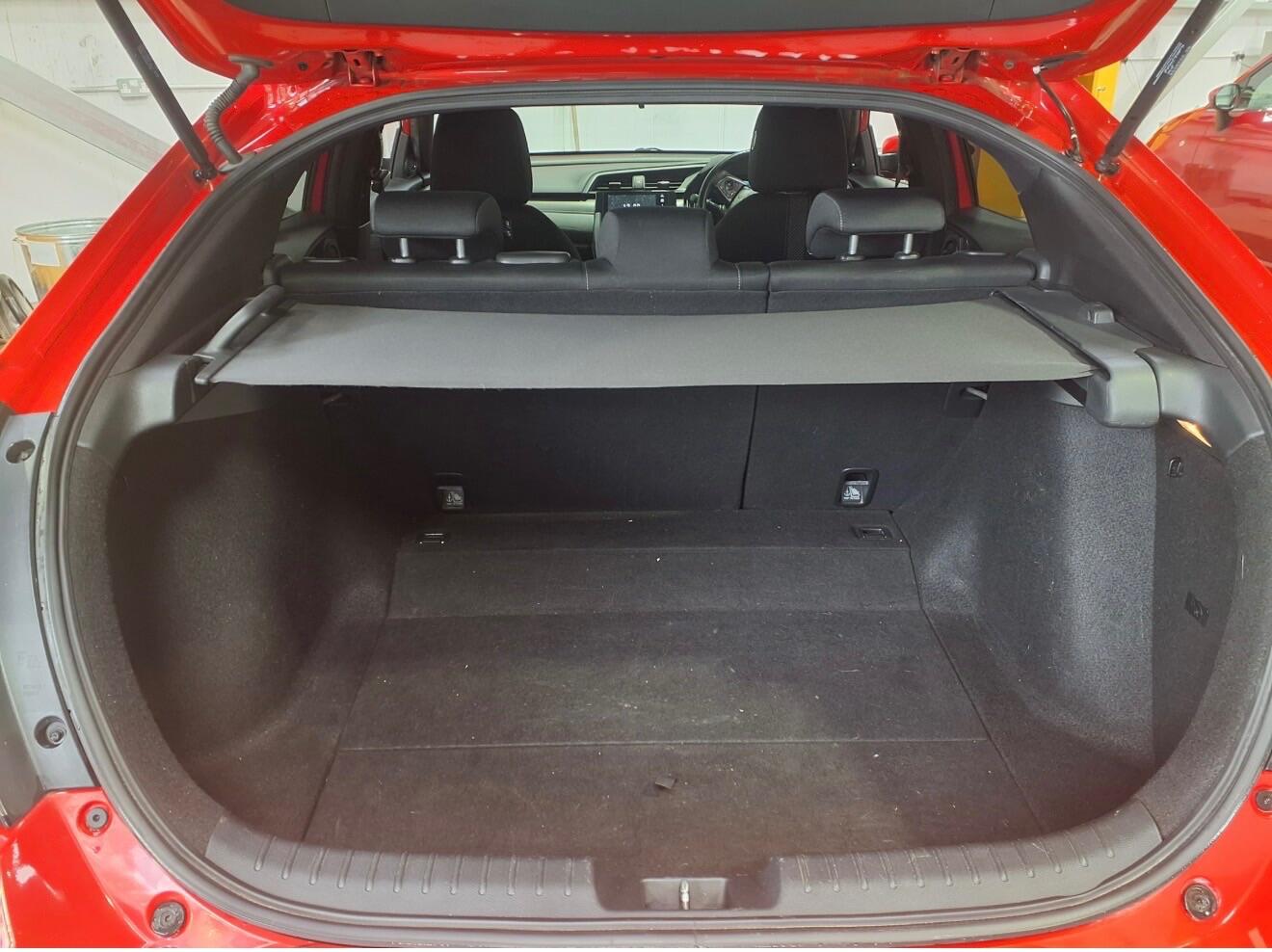 Used Honda Civic 2017 for sale - 77852987: Photo 25