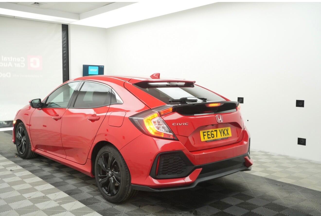 Used Honda Civic 2017 for sale - 77852987: Photo 5