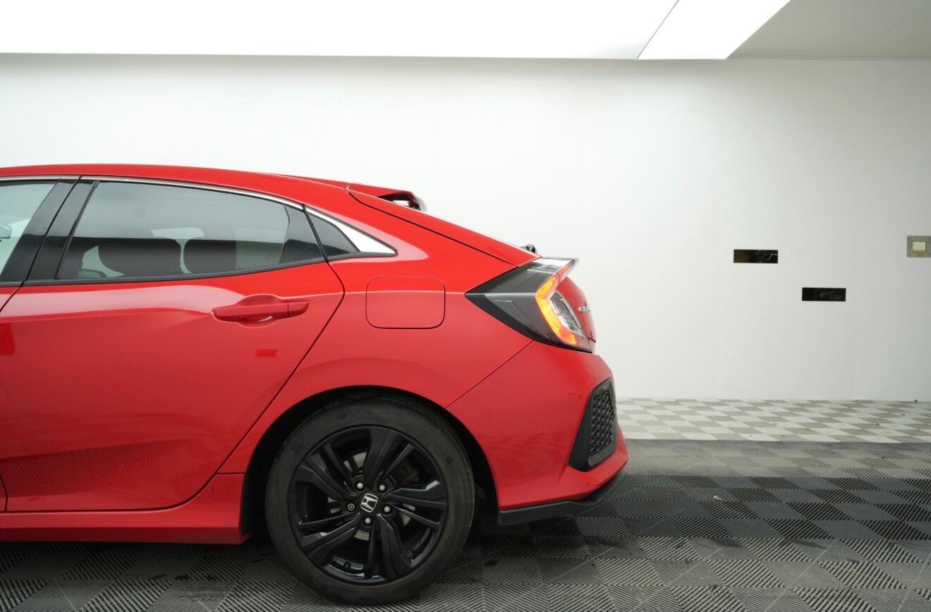 Used Honda Civic 2017 for sale - 77852987: Photo 9