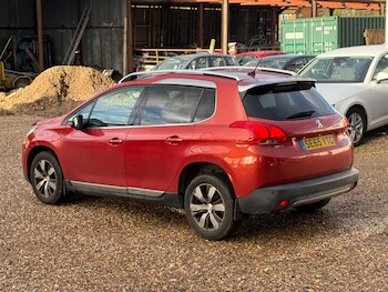 Used Peugeot 2008 2016 for sale - 77351981: Photo