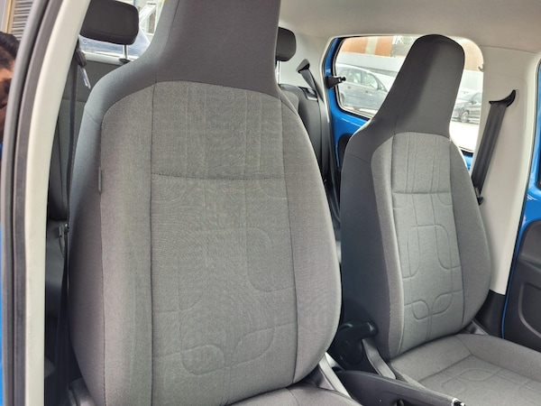 Used Volkswagen up! 2015 for sale - 75326977: Photo 27