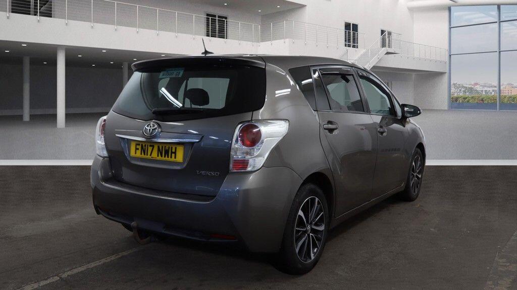 Used Toyota Verso 2017 for sale - 77994249: Photo 4