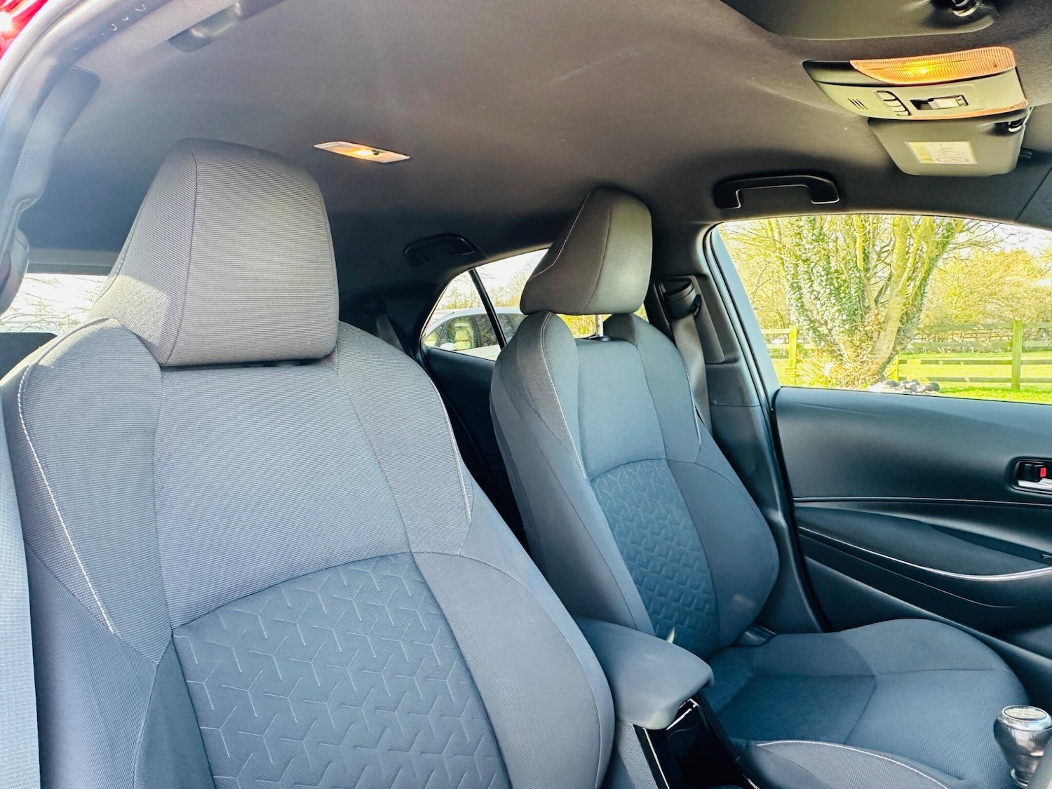 Used Toyota Corolla 2019 for sale - 77769072: Photo 23