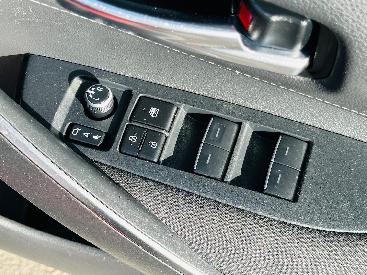 Used Toyota Corolla 2019 for sale - 77769072: Photo 43