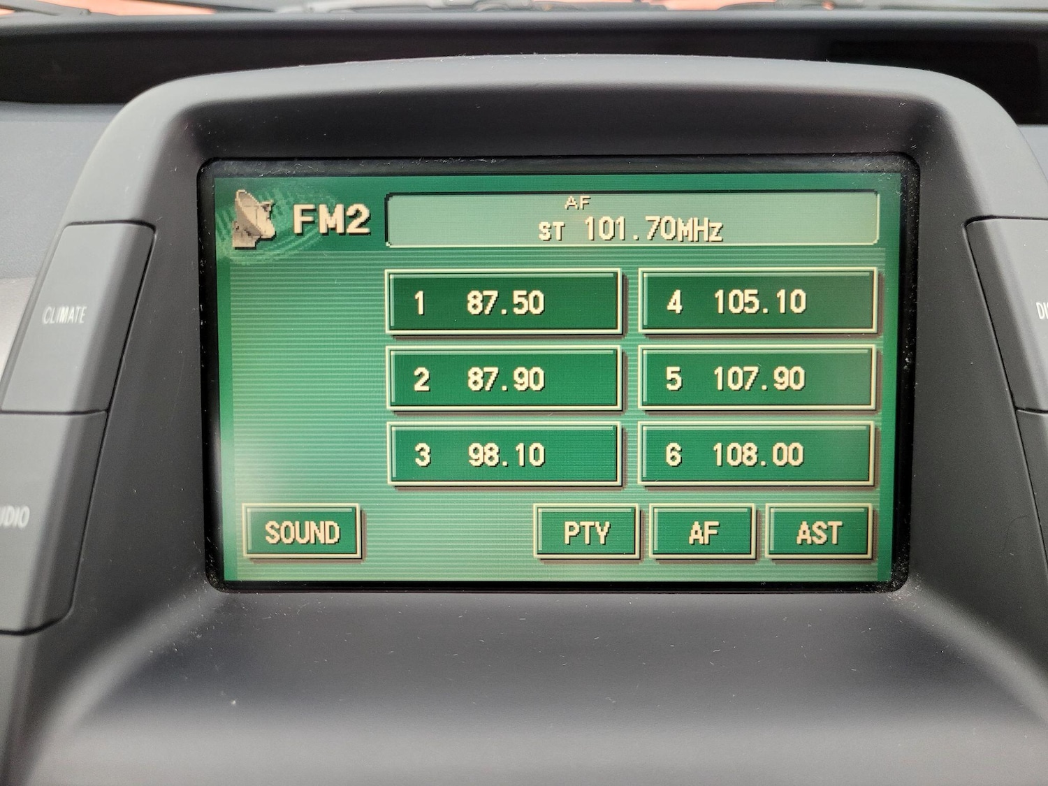 Used Toyota Prius 2005 for sale - 76831816: Photo 33