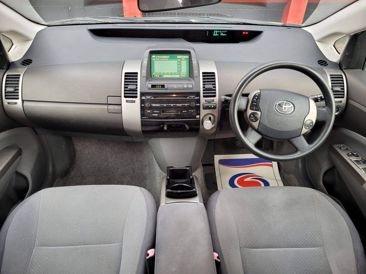 Used Toyota Prius 2005 for sale - 76831816: Photo 38
