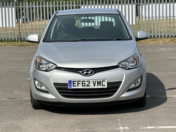Used Hyundai i20 2012 for sale - 79181492: Photo
