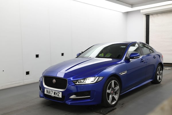 Used Jaguar XE 2017 for sale - 76314628: Photo 1