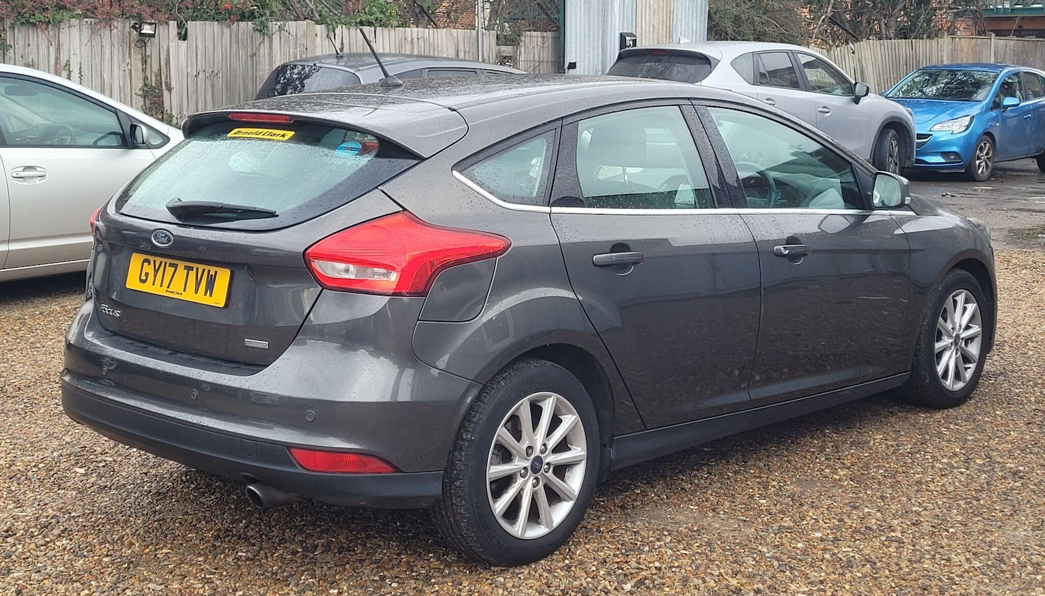 Used Ford Focus 2017 for sale - 76925957: Photo 16